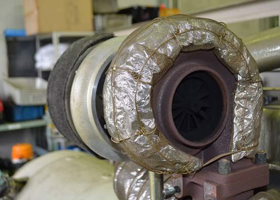 過給器コンプレッサ翼及びタービン翼並びに排気管等の内部観察