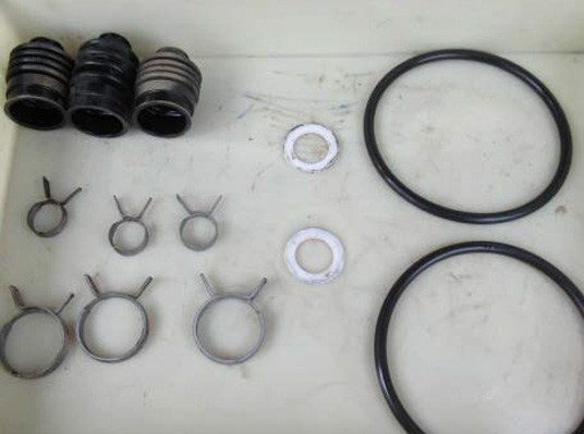 燃料、冷却水、潤滑油、給気、排気系統や外箱等に用いられるシール材